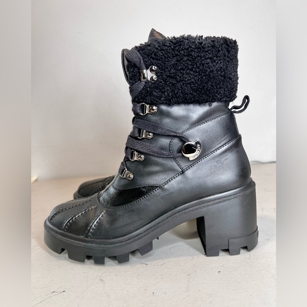 Moncler Corinne Leather And Faux Shearling Trimmed Black Boots Size 9 - Picture 3 of 7